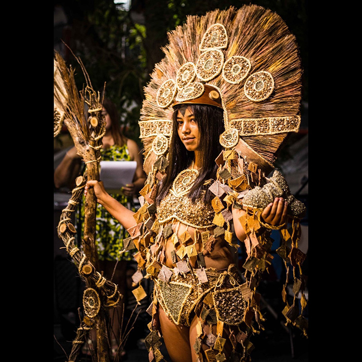 Cacica 1 en Festival Nacional Indigena de Jayuya